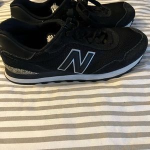 New balance shoes size 9
